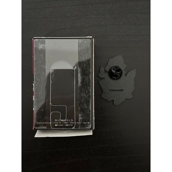 Horror Cats Wicked Whiskers Halloween Pin (Gray Cat) - Picture 2 of 2